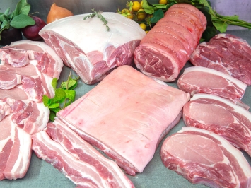Mua Thịt Heo Đông Lạnh Chất Lượng  Ở Đâu Tại Bình Thạnh? – Đến Ngay VIFOOD!