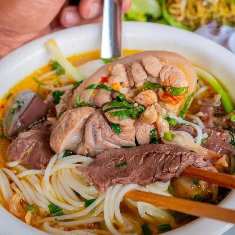Khoanh Bắp Trước Heo Toni Giá Sỉ Toàn Quốc