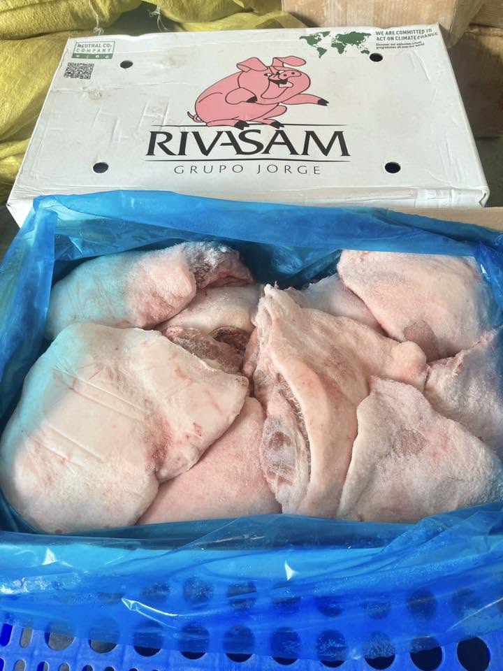 Má Heo Không Da Rivasam Đông Lạnh Nhập Khẩu